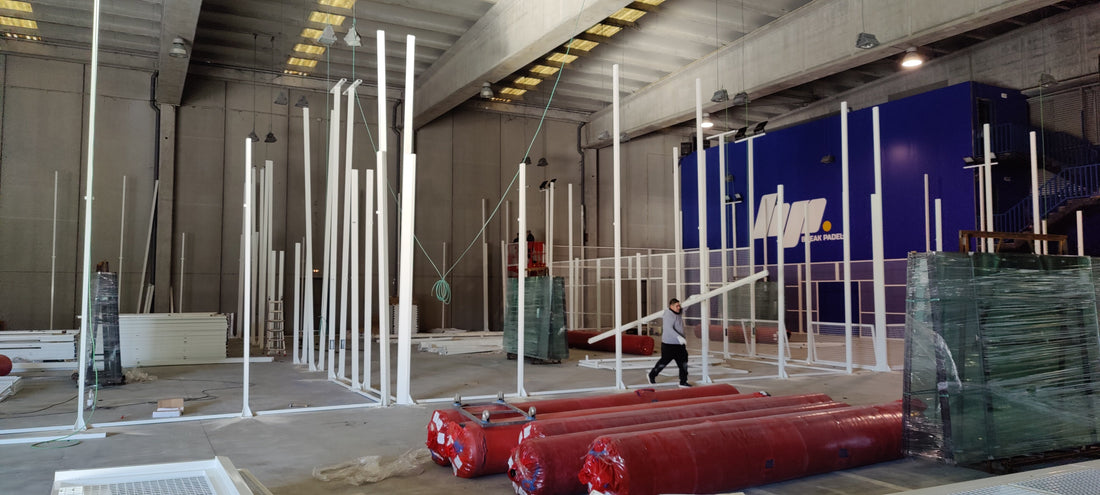 Break Padel Girona - Instalación de 6 pistas de pádel indoor por System Padel