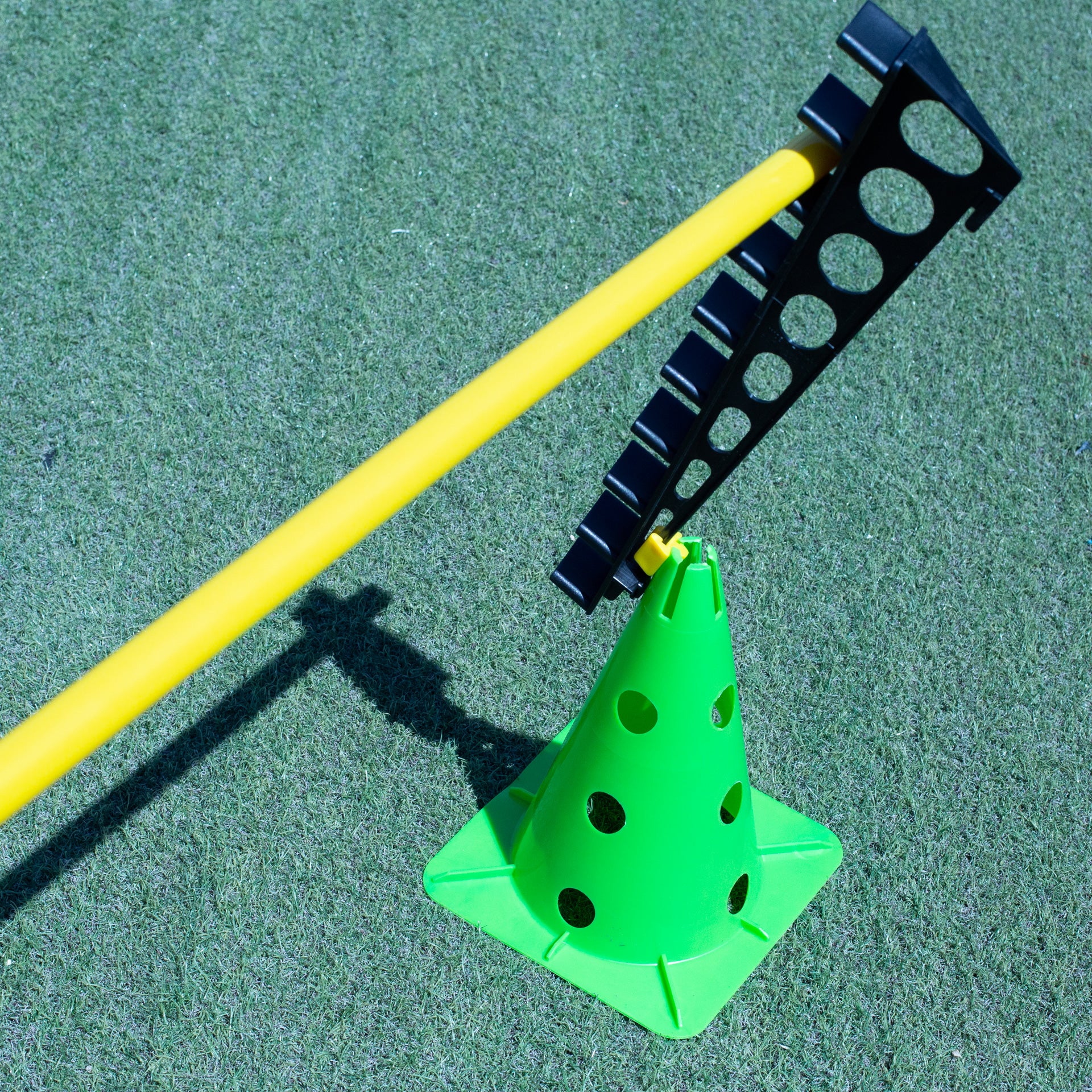RULE WITH COUPLING FOR 32, 40 AND 50CM CONE WITH POLE AND RING HOLDER