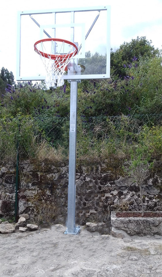SET OF GALVANIZED MINIBASKET MONOTUBE HOOPS NEW 114 MM TUBE FIXED WITH ANCHOR BASE-WITHOUT BACKBOARD, RIM