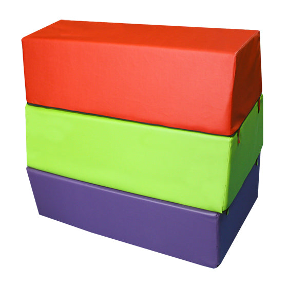 PYRAMIDAL FOAM DISMANTLING PLINTH -THREE PIECES- 100X60X90CM